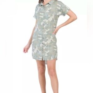 C&C California 100% Linen Green Camo Shirt Dress size Medium